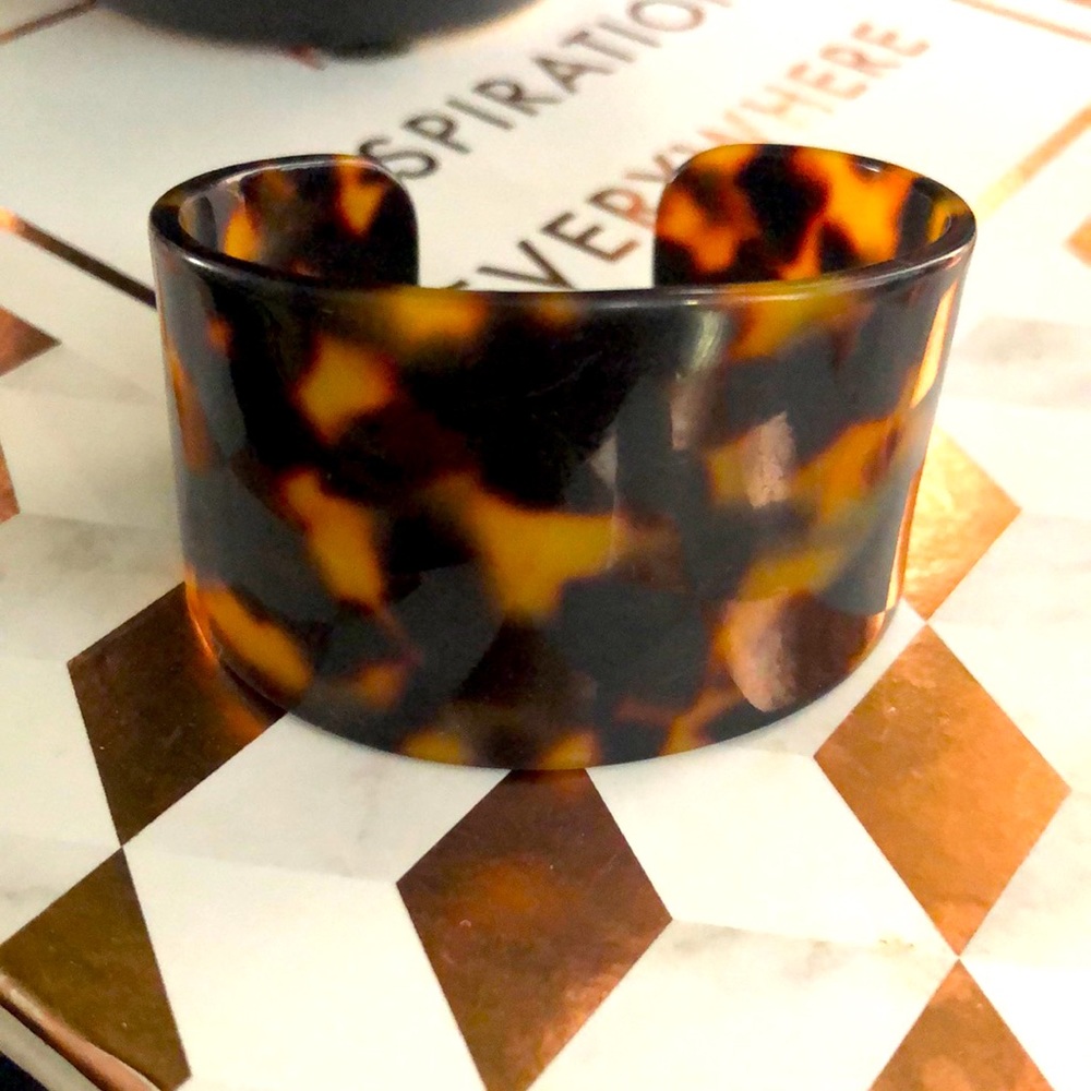 Woman’s tortoise cuff
